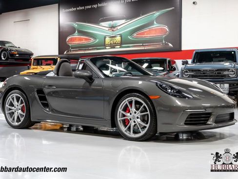 Used 2023 Porsche 718 Boxster S image 1