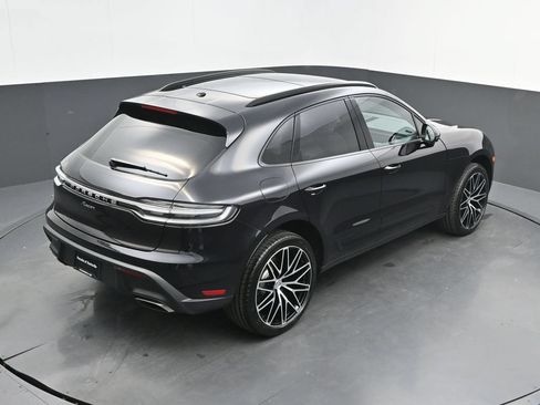New 2026 Porsche Macan AWD/4WD image 28