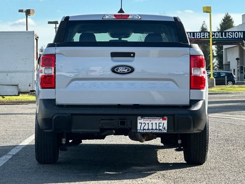 Certified 2025 Ford Maverick XL image 8