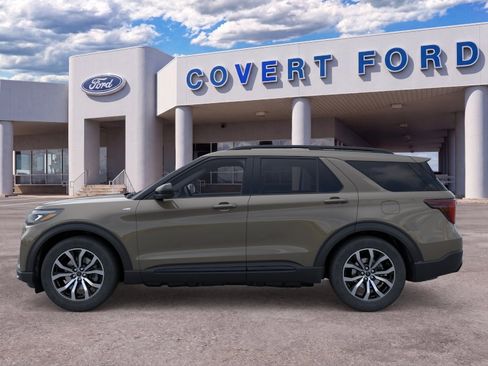 New 2026 Ford Explorer ST-Line RWD image 3