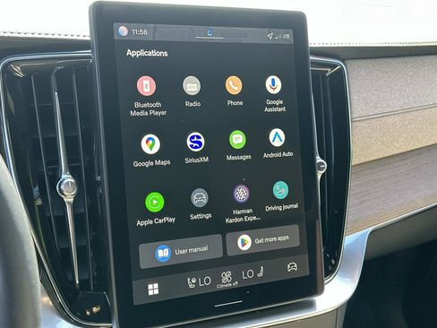 Certified 2026 Volvo XC90 B5 Plus image 11