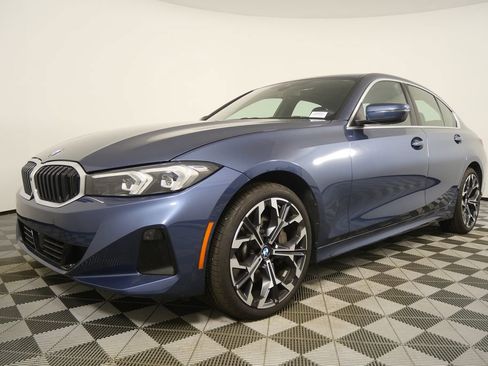 Certified 2025 BMW 330i xDrive 330i xDrive image 8