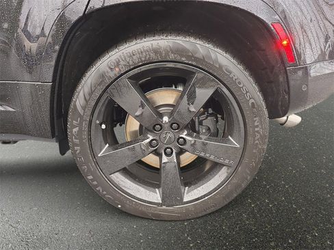 New 2026 Land Rover Defender 110 V8 image 36