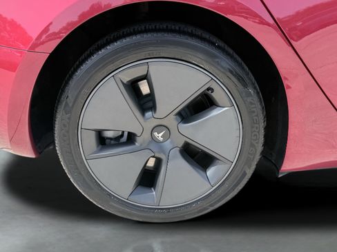 Used 2023 Tesla Model 3 Standard Range RWD image 14