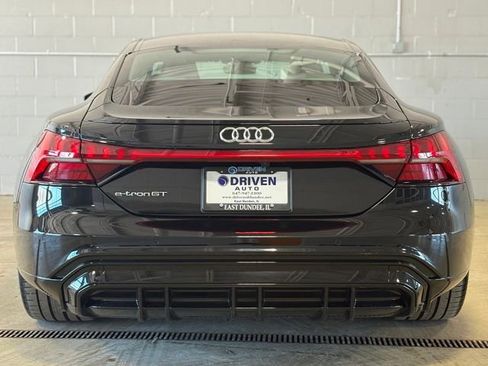 Used 2022 Audi e-tron GT Premium Plus w/ Performance Package image 9