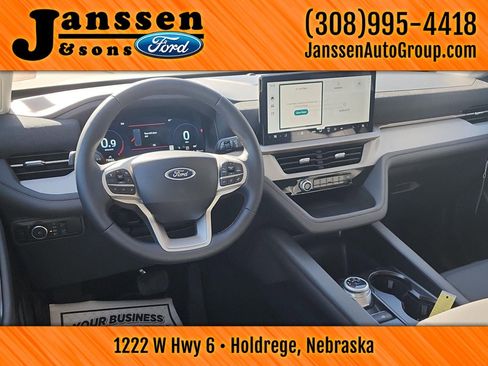 New 2026 Ford Explorer Active w/ Active Comfort Package image 19