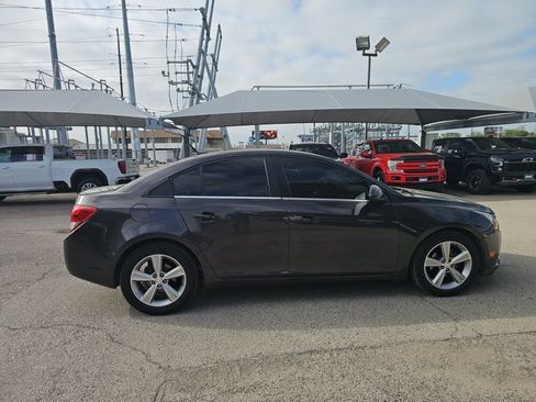 Used 2014 Chevrolet Cruze LT image 6