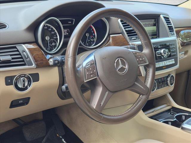 Used 2015 Mercedes-Benz ML 350 4MATIC image 9
