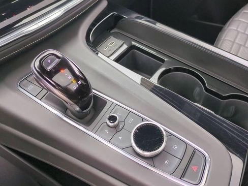 Certified 2023 Cadillac Escalade ESV V w/ LPO, ONYX Package image 11