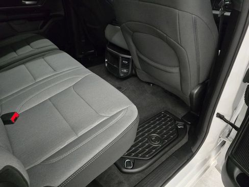 Used 2023 RAM 1500 Lone Star AWD/4WD image 40