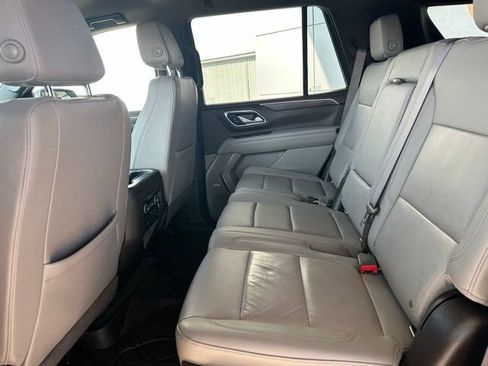 Used 2022 Chevrolet Tahoe LT w/ Luxury Package AWD/4WD image 29