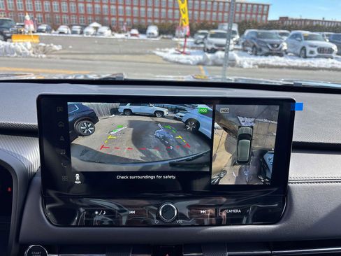 New 2026 Mitsubishi Outlander SE image 9