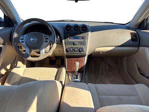 Used 2010 Nissan Altima 2.5 S w/ Convenience Plus Pkg image 17