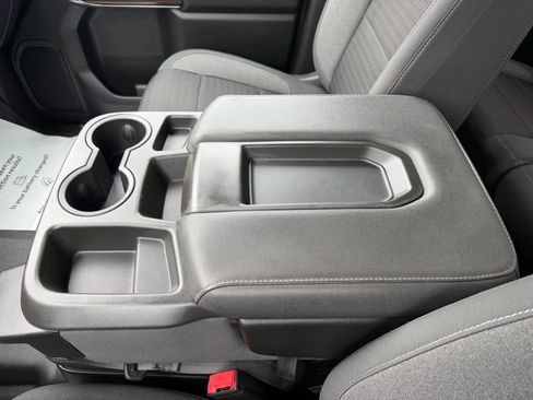 Used 2021 Chevrolet Silverado 1500 LT AWD/4WD image 16
