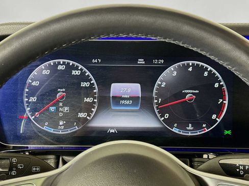 Used 2024 Mercedes-Benz G 550 image 13