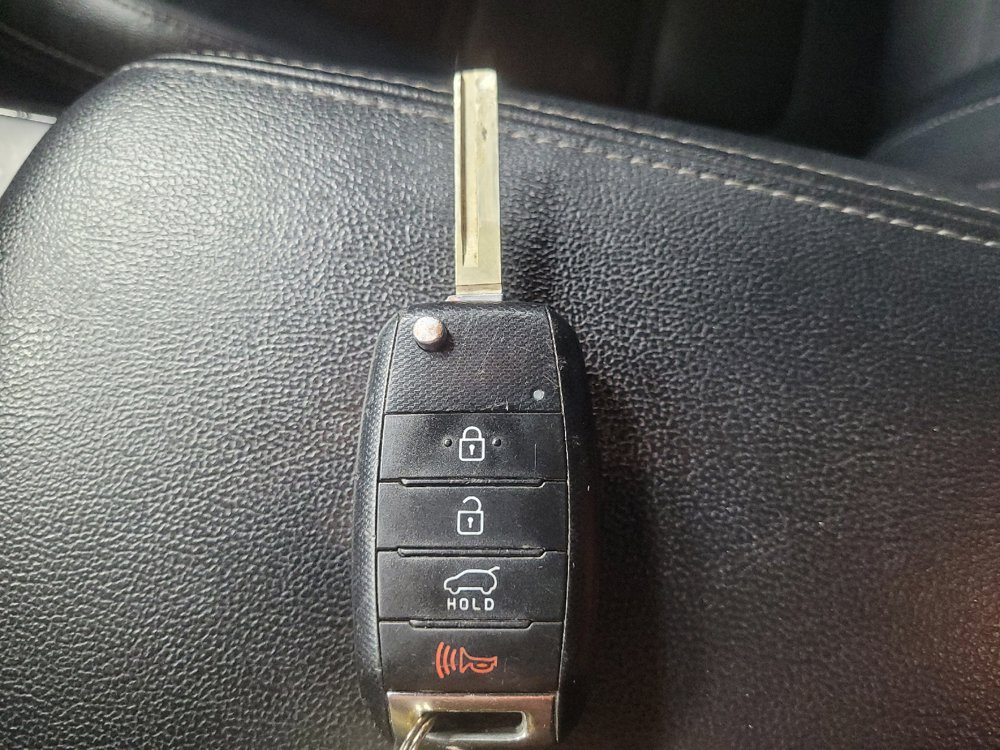 Used 2016 Kia Sorento EX AWD/4WD image 32