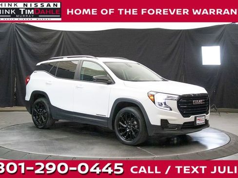 Used 2024 GMC Terrain SLE w/ Elevation Edition image 1