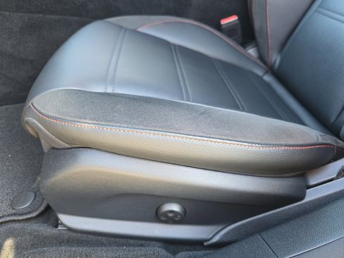 Used 2022 Mercedes-Benz E 53 AMG 4MATIC Sedan image 31