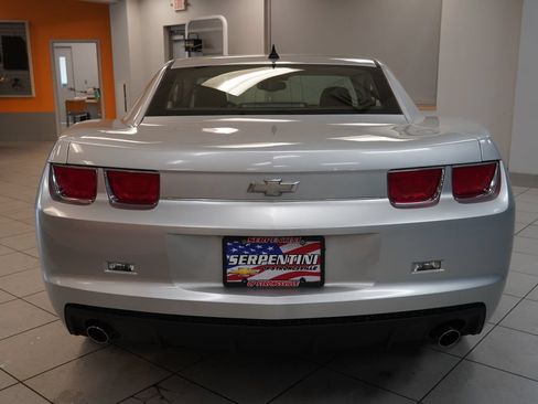 Used 2010 Chevrolet Camaro LT RWD image 10