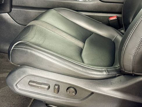 Used 2024 Honda Pilot Touring image 30