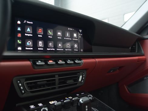 Certified 2023 Porsche 911 Targa 4 GTS AWD/4WD image 23