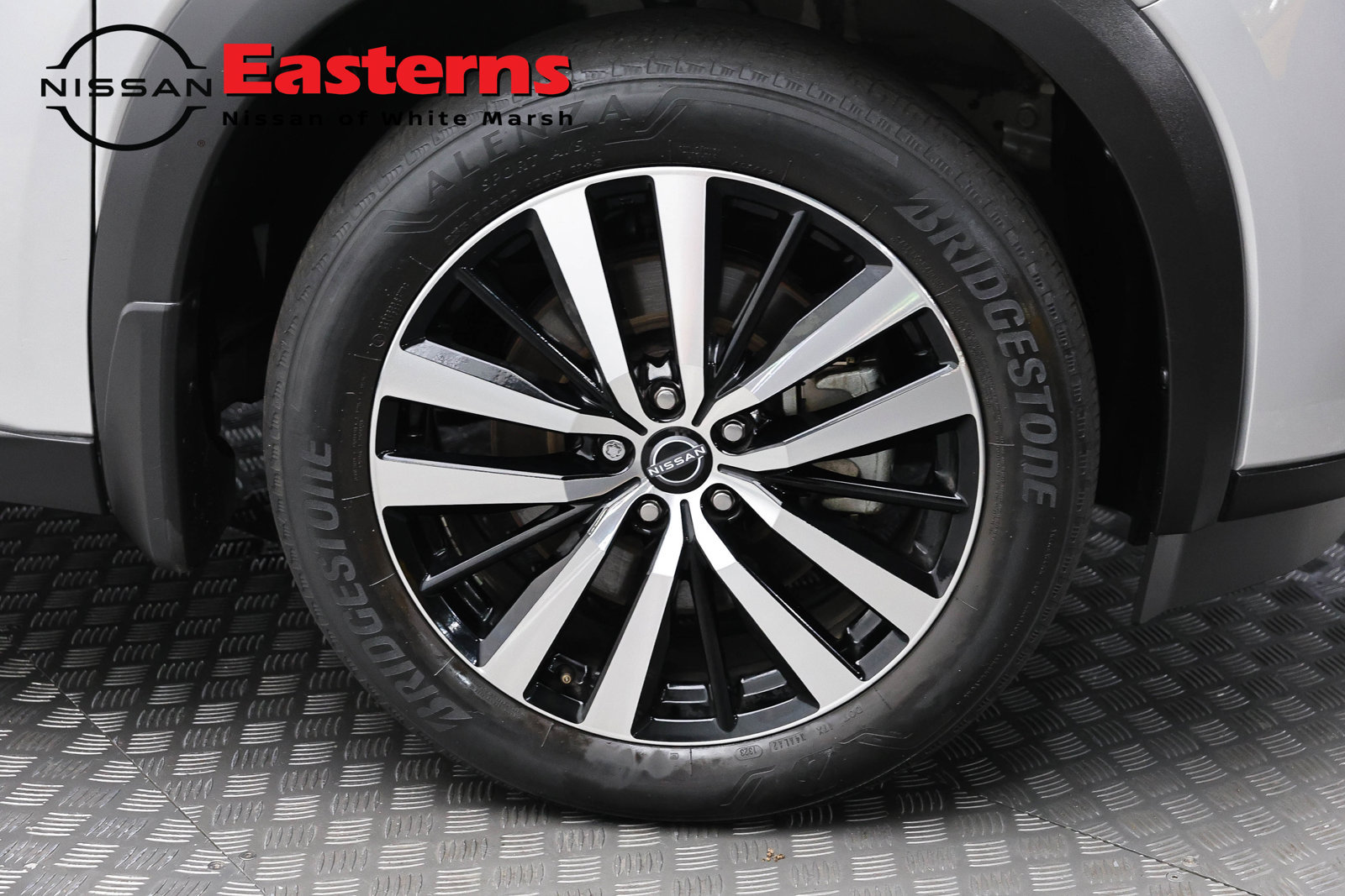 Used 2023 Nissan Pathfinder Platinum AWD/4WD image 29