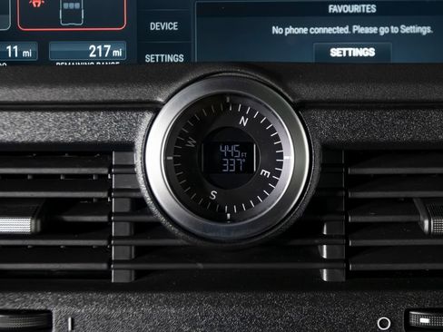New 2025 INEOS Grenadier Fieldmaster Edition AWD/4WD image 21