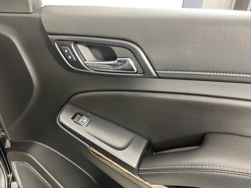 Used 2018 Chevrolet Tahoe LT image 10