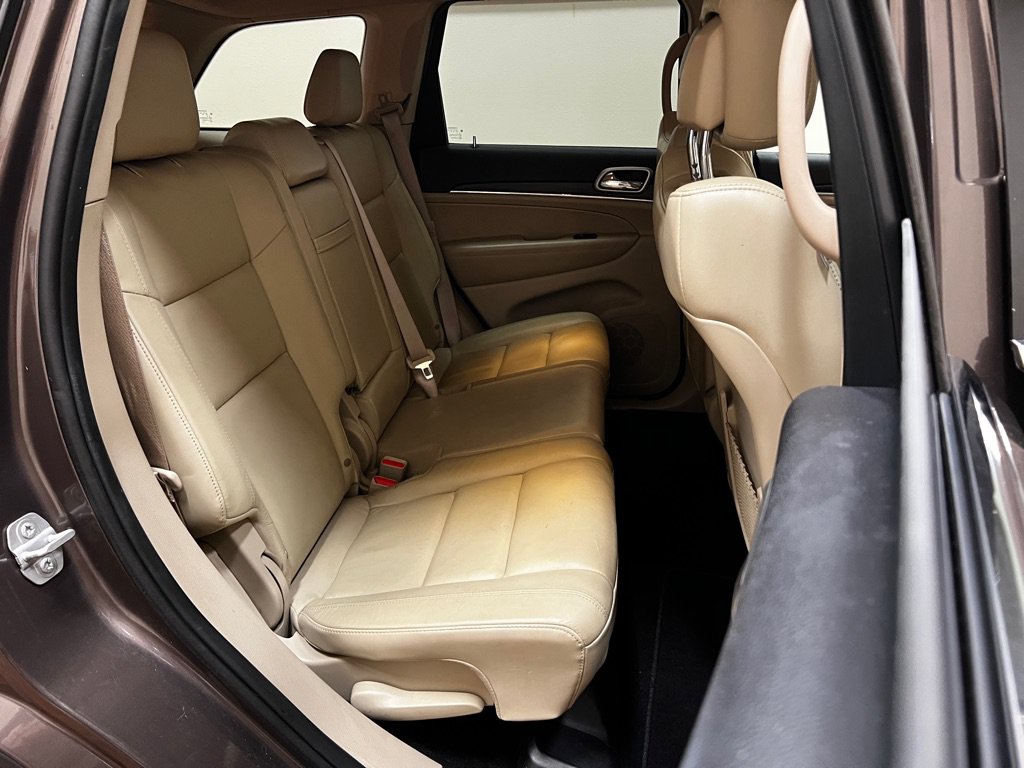 Used 2019 Jeep Grand Cherokee Limited AWD/4WD image 20
