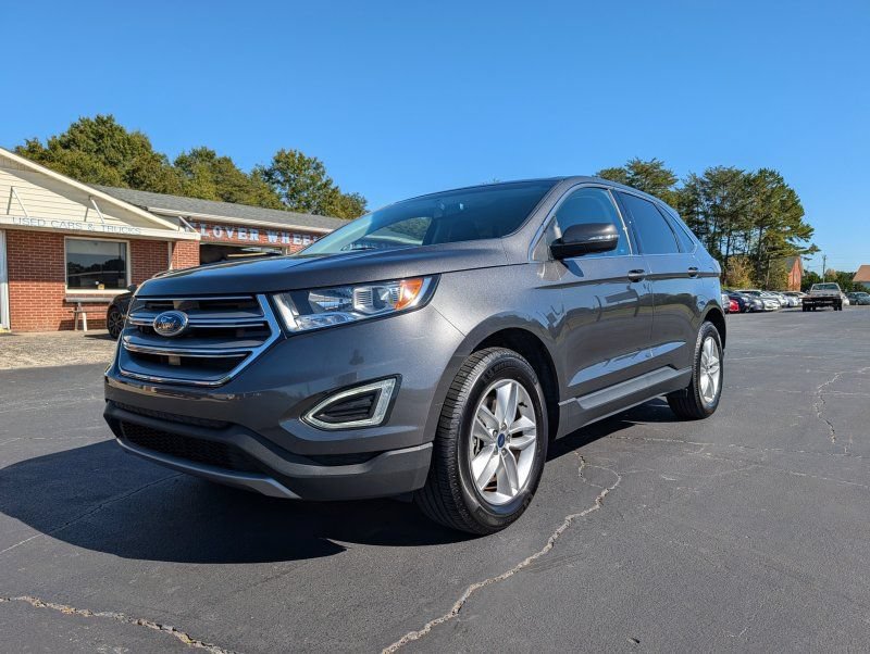 Used 2016 Ford Edge SEL w/ Equipment Group 201A AWD/4WD image 2