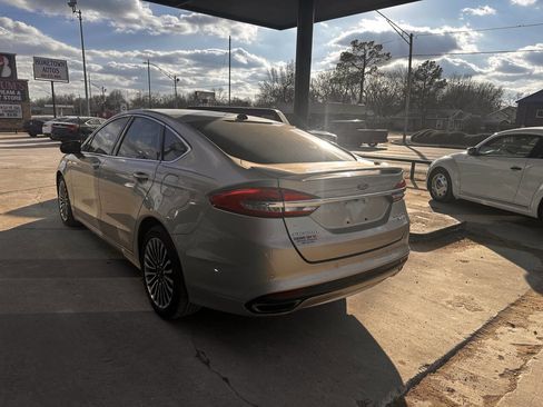Used 2018 Ford Fusion Titanium image 6