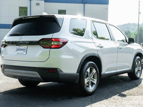 New 2025 Honda Pilot EX-L image 9