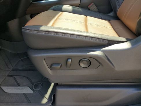 Used 2026 Chevrolet Silverado 1500 High Country image 12