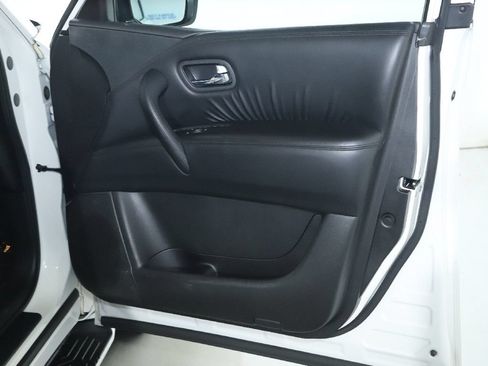 Used 2022 Nissan Armada SL w/ Midnight Edition Package RWD image 38