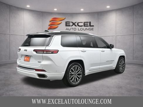 Used 2022 Jeep Grand Cherokee L Summit AWD/4WD image 9