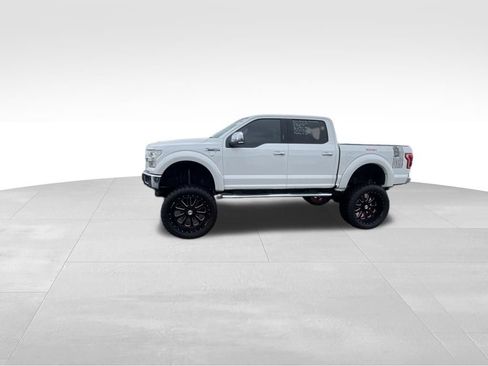 Used 2016 Ford F150 Lariat w/ Equipment Group 502A Luxury AWD/4WD image 22