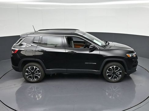 Used 2023 Jeep Compass Limited AWD/4WD image 24