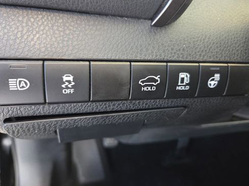 Used 2024 Toyota Camry SE FWD image 27