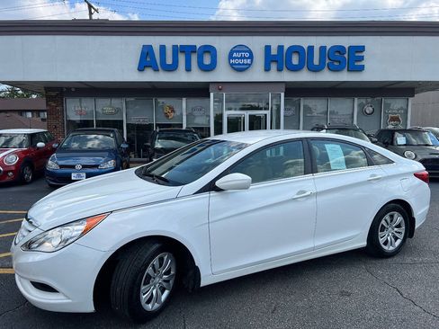 Used 2011 Hyundai Sonata GLS FWD image 1
