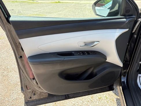 Used 2025 Hyundai Tucson SEL FWD image 9