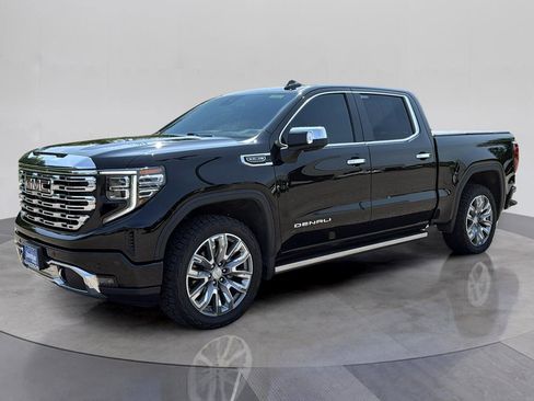 Used 2022 GMC Sierra 1500 Denali w/ Denali Reserve Package image 1