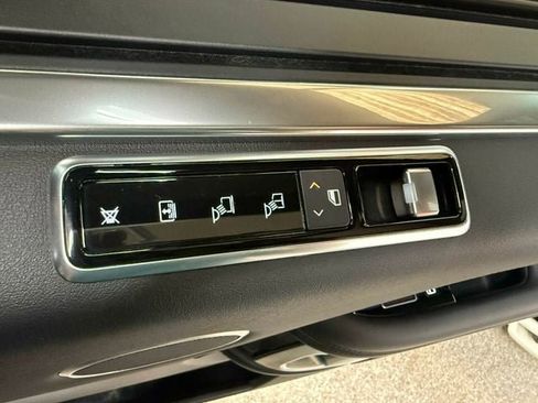Used 2020 Land Rover Range Rover Long Wheelbase HSE AWD/4WD image 35