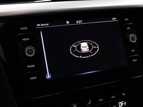 Used 2021 Volkswagen Arteon SE w/ Arteon MDO Package image 17