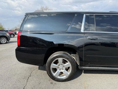 Used 2018 Chevrolet Suburban Premier image 47