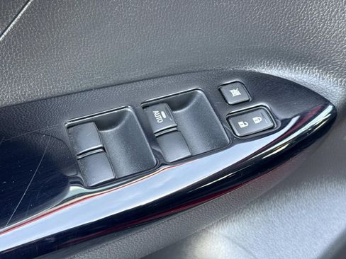 Used 2024 Mitsubishi Eclipse Cross LE image 21