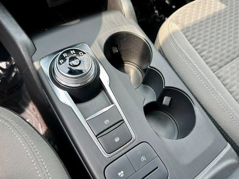 Used 2020 Ford Escape SE image 23