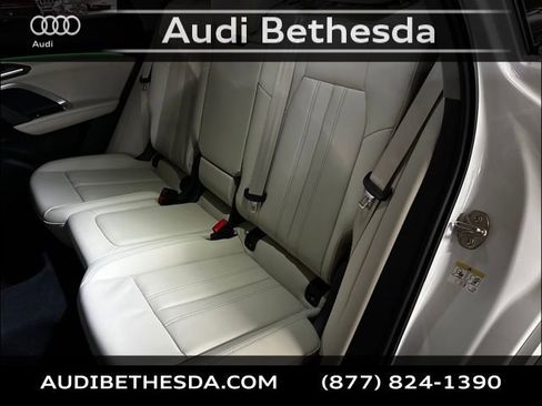 Certified 2025 Audi Q5 2.0T Premium Plus w/ Premium Plus image 29