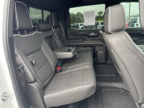 Used 2025 GMC Sierra 1500 AT4X image 20