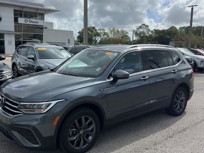 Certified 2022 Volkswagen Tiguan SE