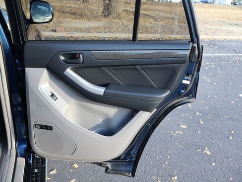 Used 2003 Toyota 4Runner Limited image 25